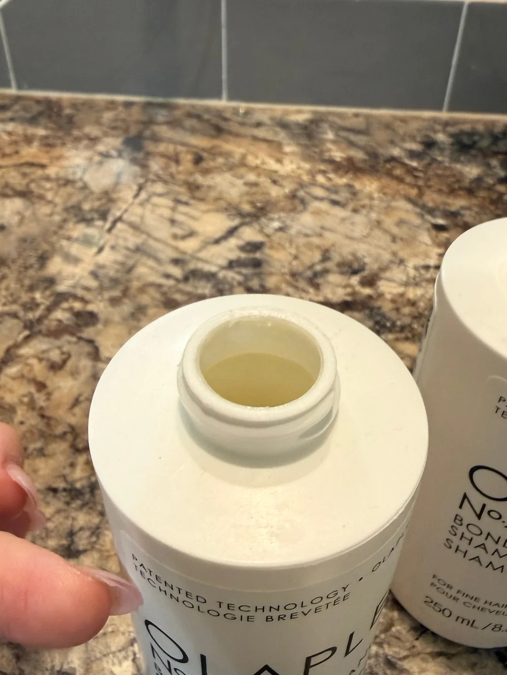 OLAPLEX No.4 & No.5 Fine Bond Maintenance Shampoo and Conditioner - White